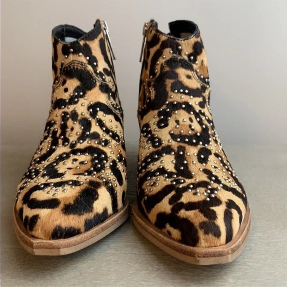 🐆GIANNI BINI STUDDED LEOPARD BOOTIES